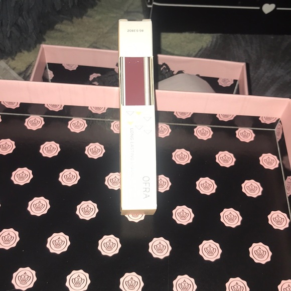 Ofra Cosmetics Long Lasting Liquid Lipstick in Pasadena New/Never opened - Picture 1 of 1
